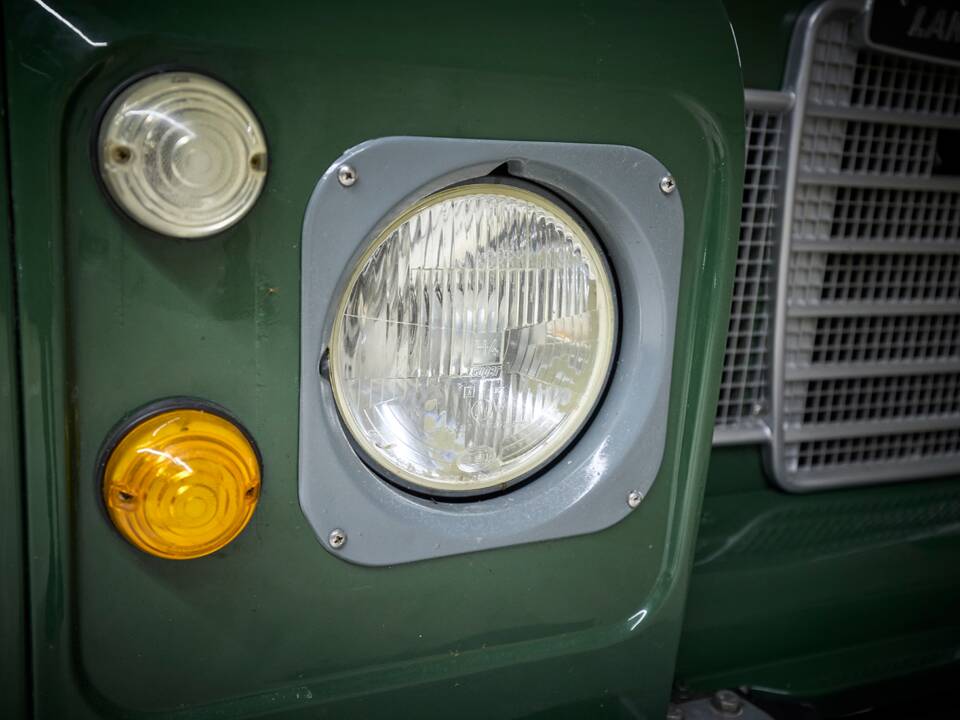 Bild 40/87 von Land Rover 88 (1972)