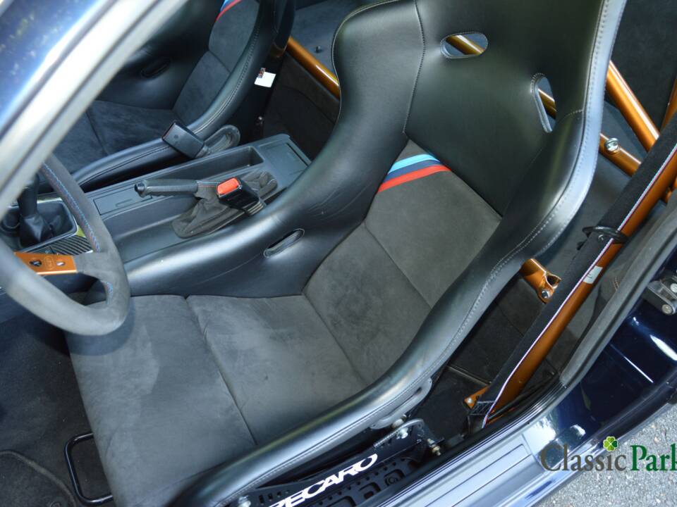 Image 19/50 de BMW 323i (1998)