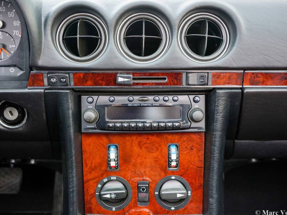 Bild 28/59 von Mercedes-Benz 280 SL (1985)