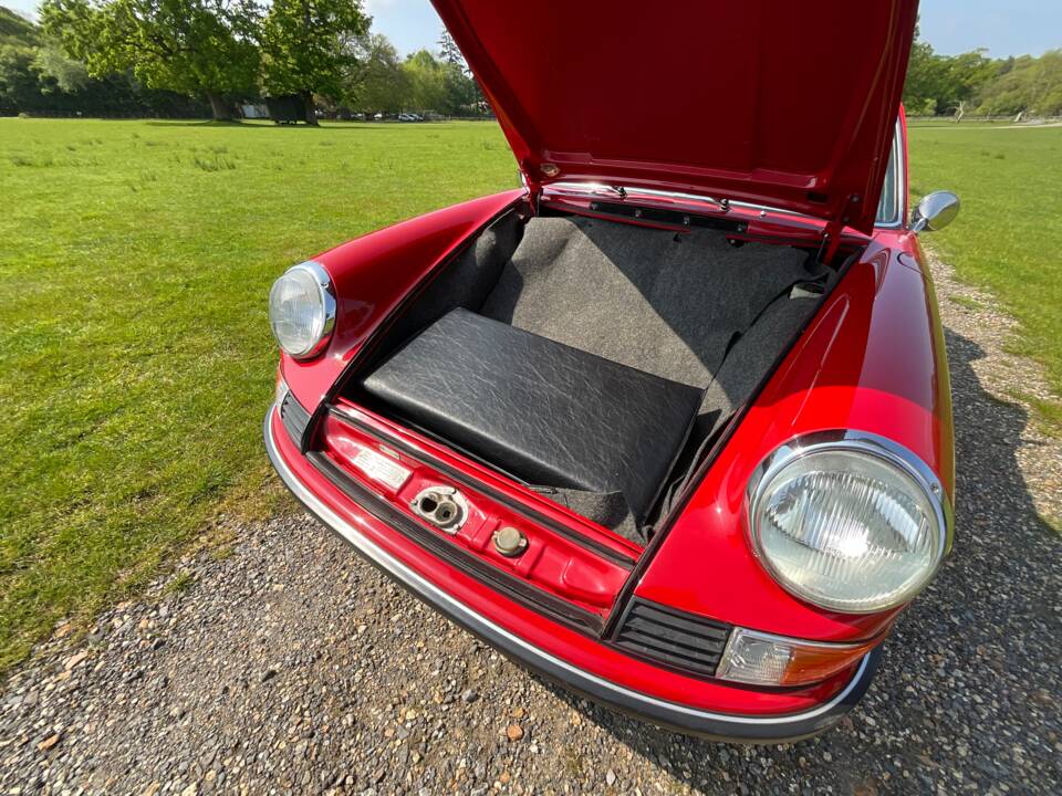 Bild 28/42 von Porsche 911 2.4 E (1973)