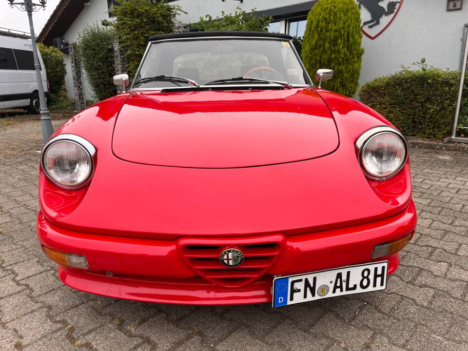 Afbeelding 35/37 van Alfa Romeo 1.6 Spider (1984)