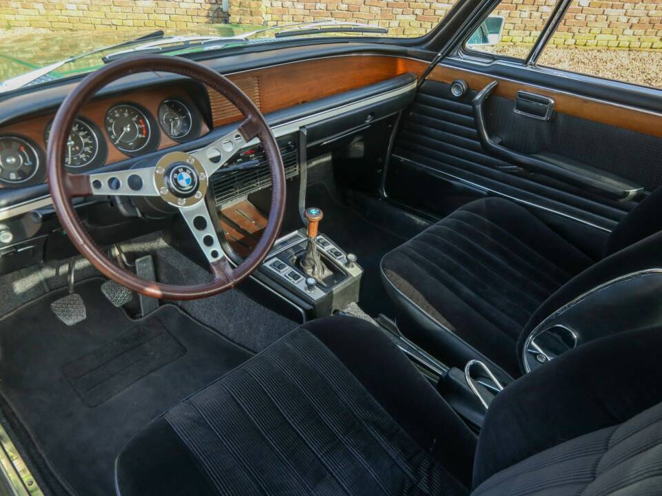 Image 3/50 of BMW 3.0 CSi (1973)