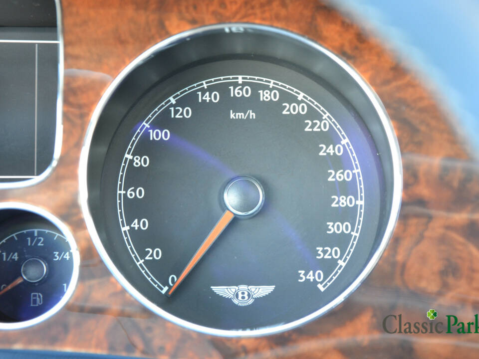 Image 35/50 of Bentley Continental GT (2005)