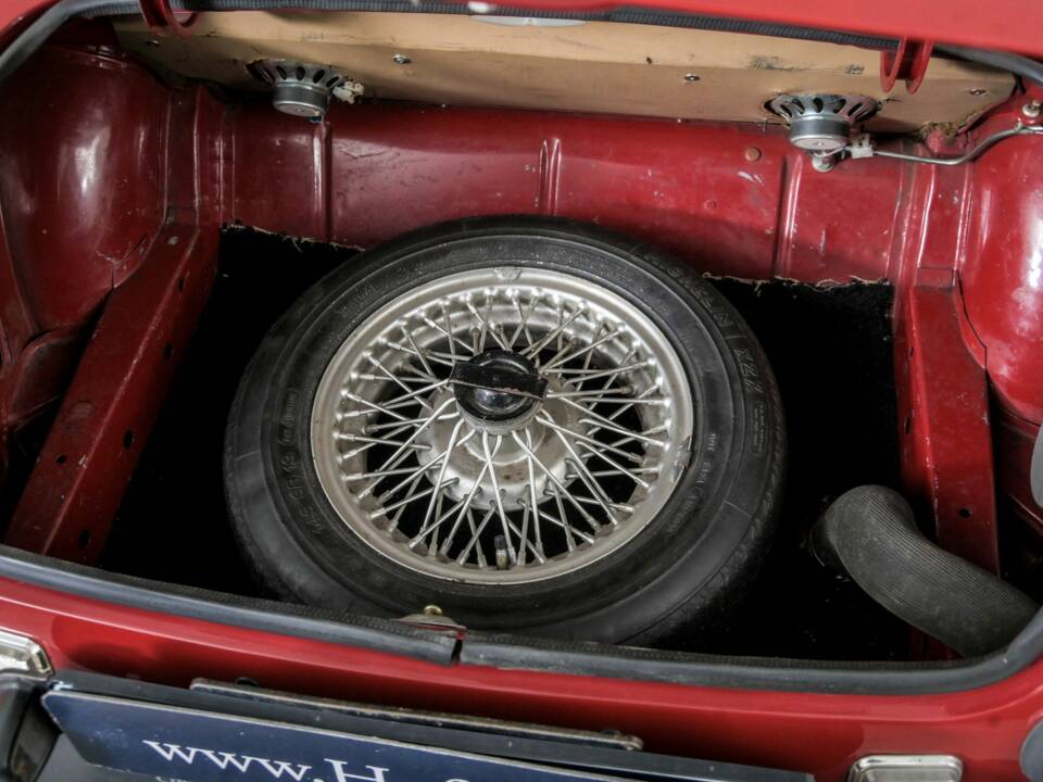 Image 42/50 de MG Midget 1500 (1979)