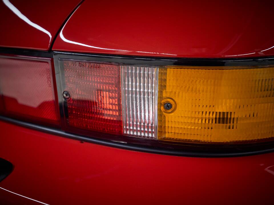 Immagine 31/96 di Porsche 911 Speedster 3.2 (1989)