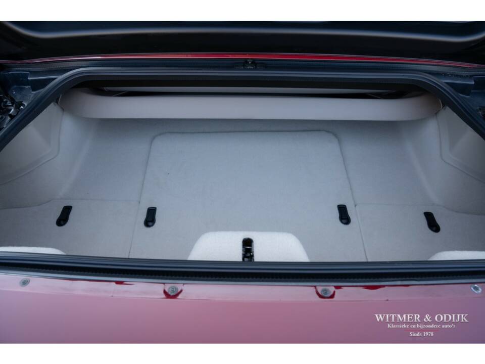 Immagine 35/39 di Chevrolet Corvette (2003)