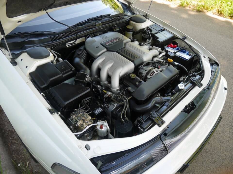 Image 36/50 de Subaru SVX 4WD (1900)