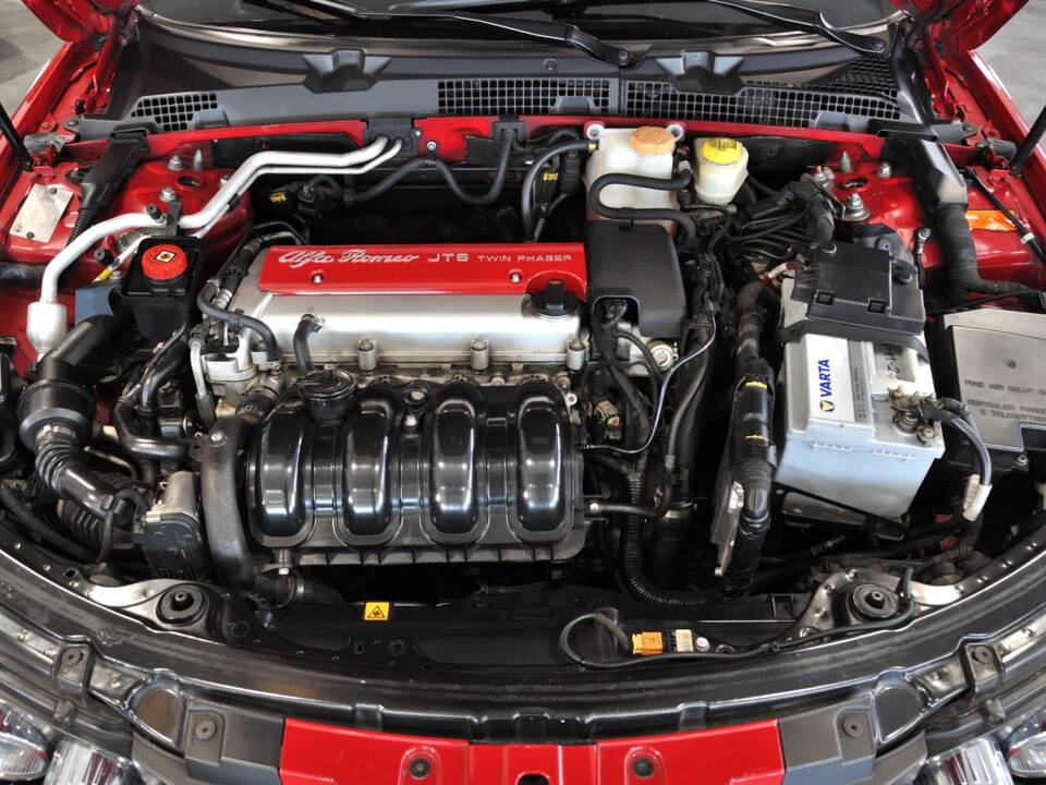 Imagen 22/23 de Alfa Romeo Brera 2.2 JTS (2006)