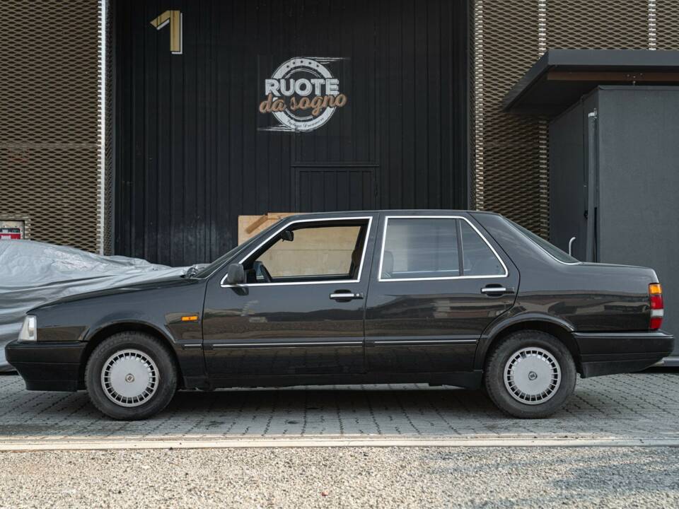 Image 5/41 of Lancia Thema 6V (1985)