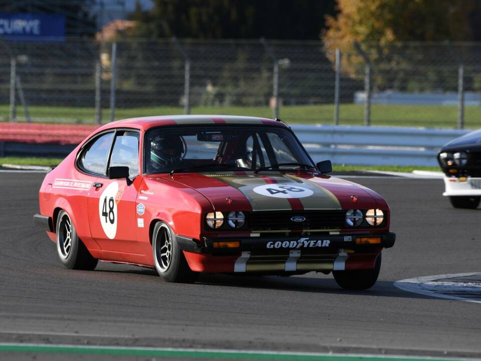 Image 2/24 de Ford Capri 3,0 (1980)