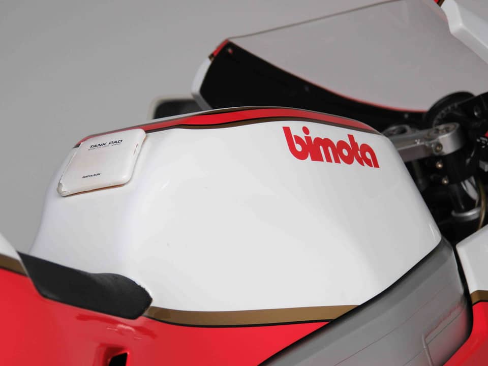 Image 89/95 of Bimota YB6 (1990)