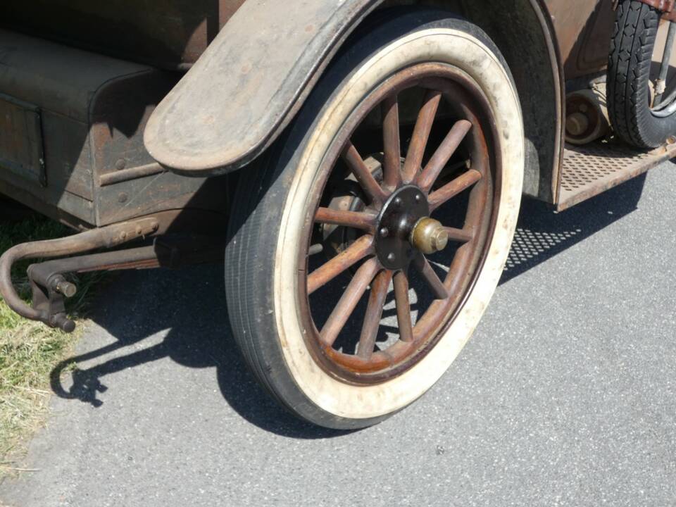 Image 11/66 of Regal Model T Underslung (1913)