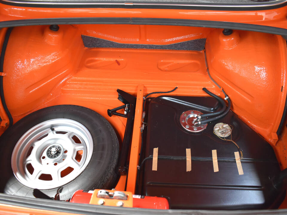 Image 37/52 of BMW 2002 tii (1975)