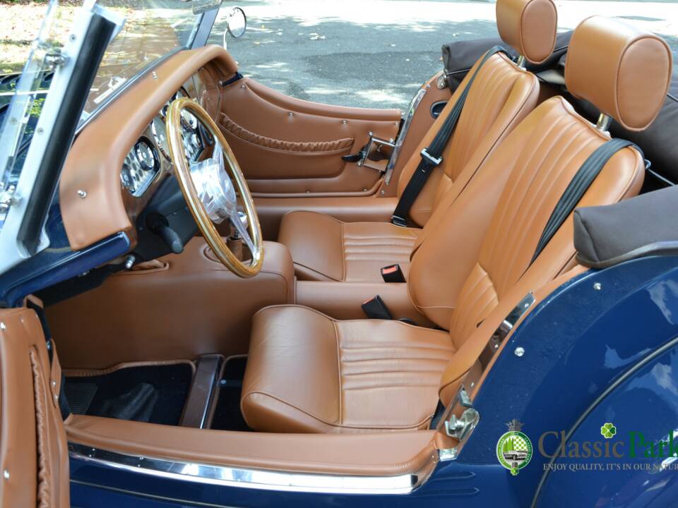 Image 12/50 of Morgan Plus 4 4-seater (2014)