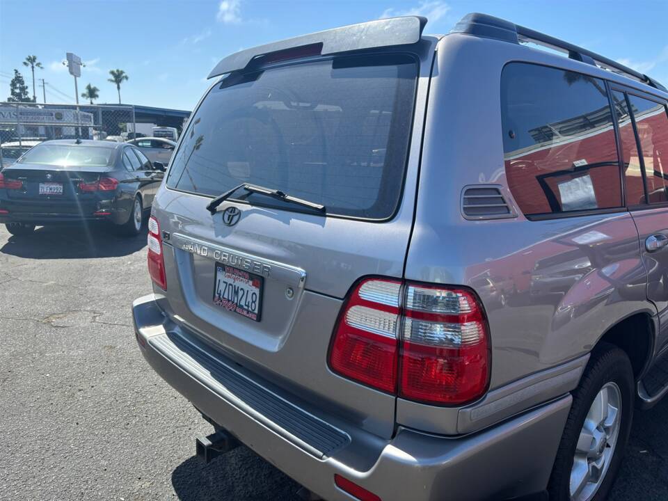 Image 7/28 of Toyota Land Cruiser J 100 V8 (2002)