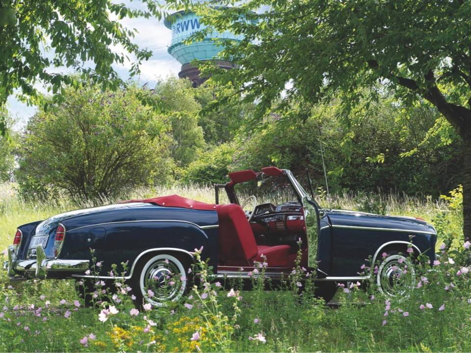 Image 2/4 of Mercedes-Benz 220 S Cabriolet (1955)