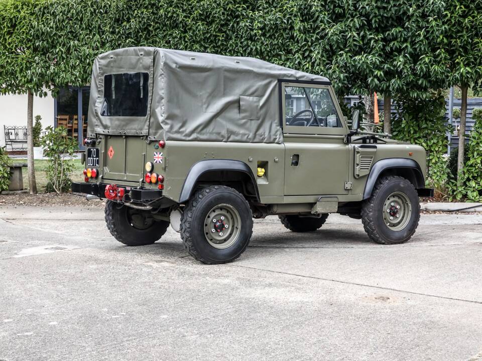 Bild 9/41 von Land Rover Defender 90 Td5 (1998)