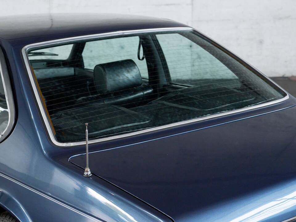 Image 16/50 of BMW 635 CSi (1979)