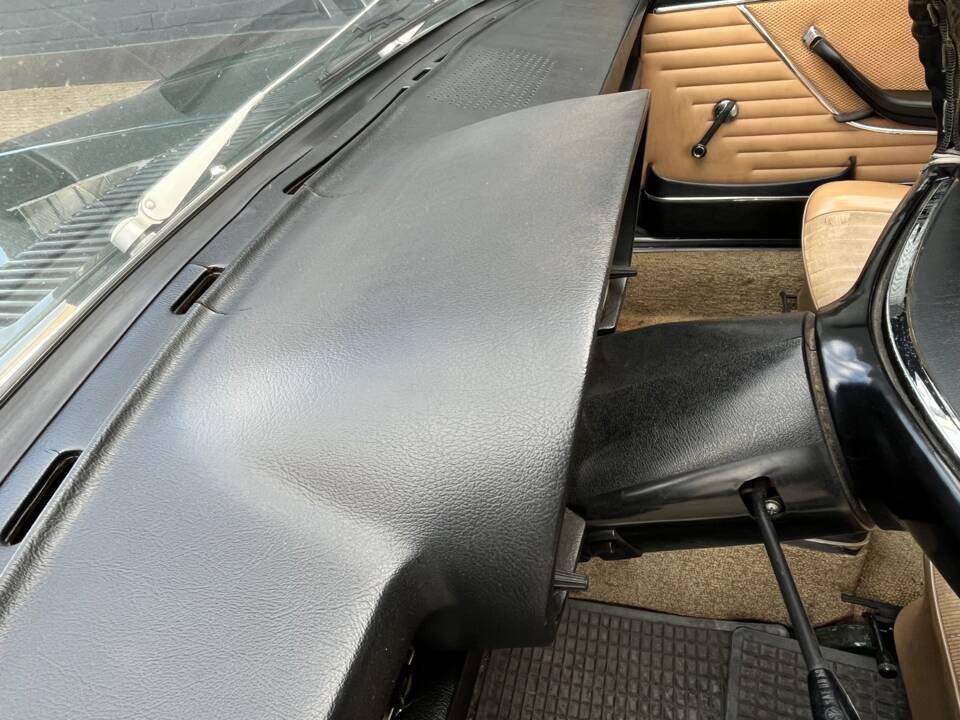 Image 52/88 of Audi 100 LS (1970)