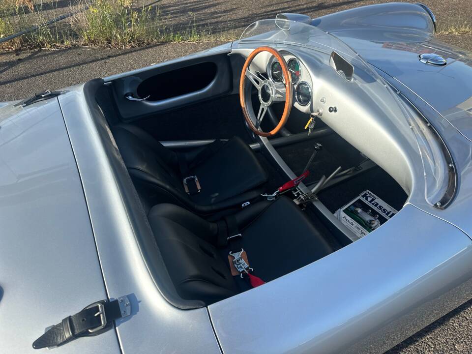 Bild 6/8 von CMI 550 Spyder (1957)