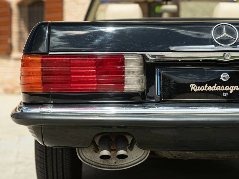 Image 13/50 of Mercedes-Benz 300 SL (1986)