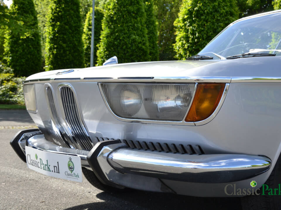Image 15/50 of BMW 2000 CS (1970)