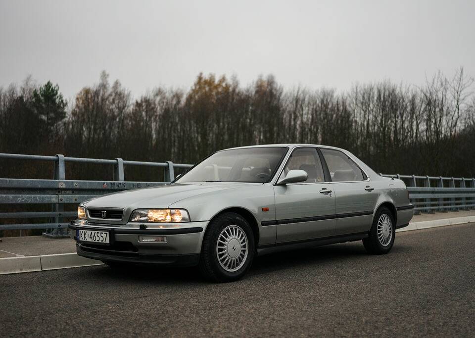 Bild 7/8 von Honda Legend 3.2i (1993)