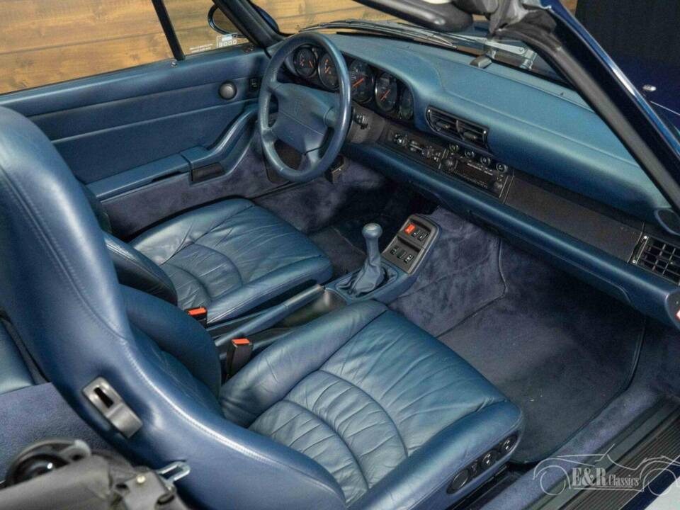 Image 8/19 of Porsche 911 Carrera (1997)
