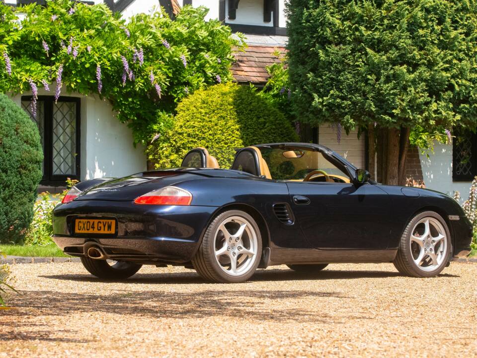 Immagine 31/50 di Porsche Boxster (2004)