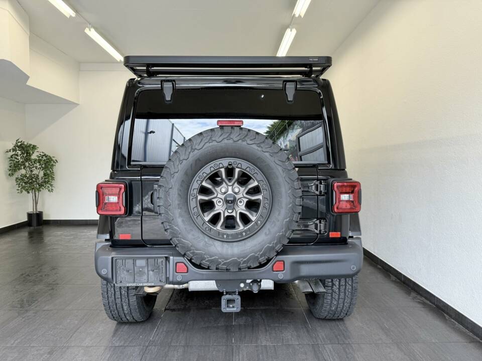Bild 14/28 von Jeep Wrangler Rubicon 392 (2022)