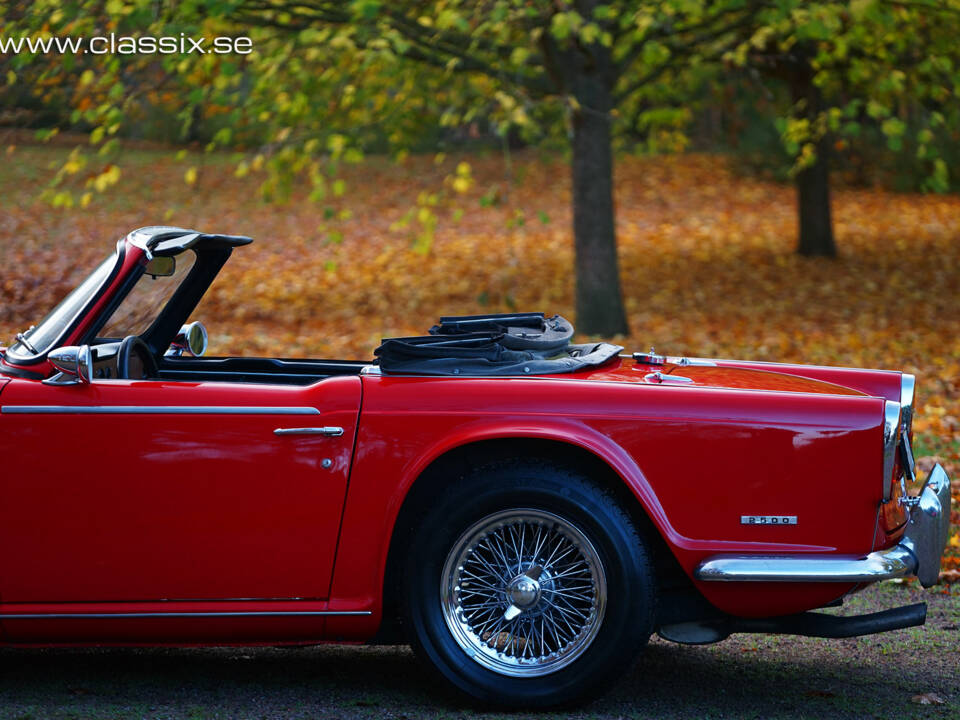 Image 13/27 de Triumph TR 5 PI (1968)