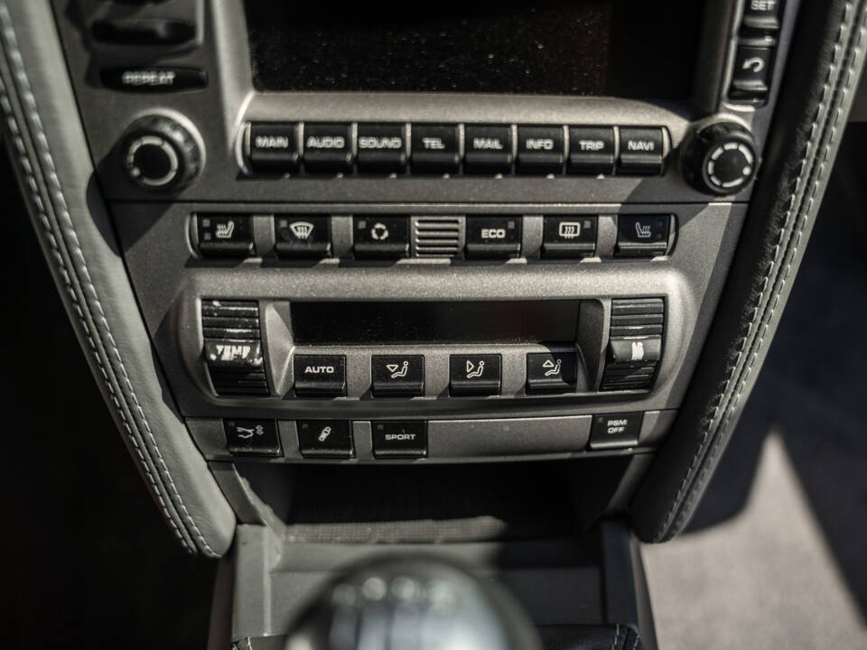 Image 65/82 of Porsche 911 Carrera 4S (WLS) (2006)
