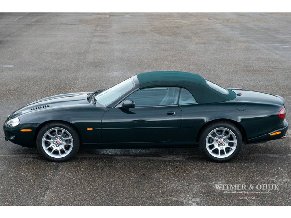 Bild 5/33 von Jaguar XKR (1999)