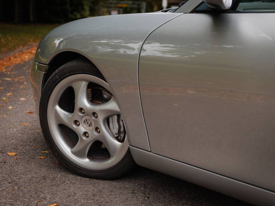 Bild 10/26 von Porsche 911 Carrera 4 (1999)