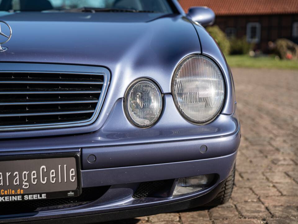 Bild 4/58 von Mercedes-Benz CLK 320 (1999)