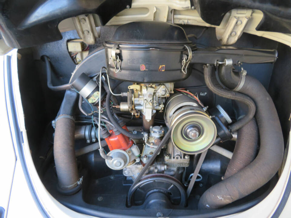 Bild 15/17 von Volkswagen Käfer 1300 (1971)