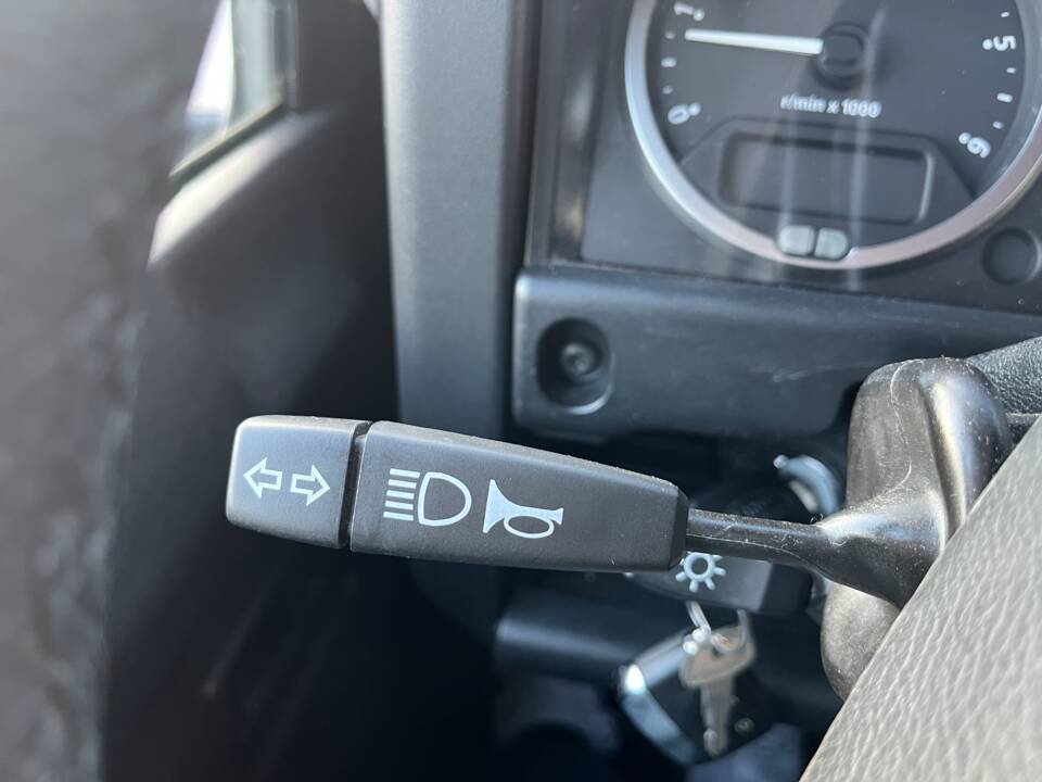 Image 70/93 of Land Rover Defender 110 (2014)
