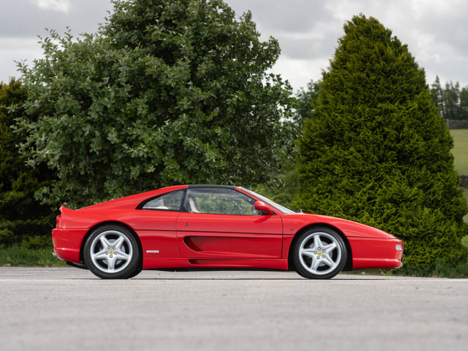 Immagine 6/50 di Ferrari F 355 GTS (1996)