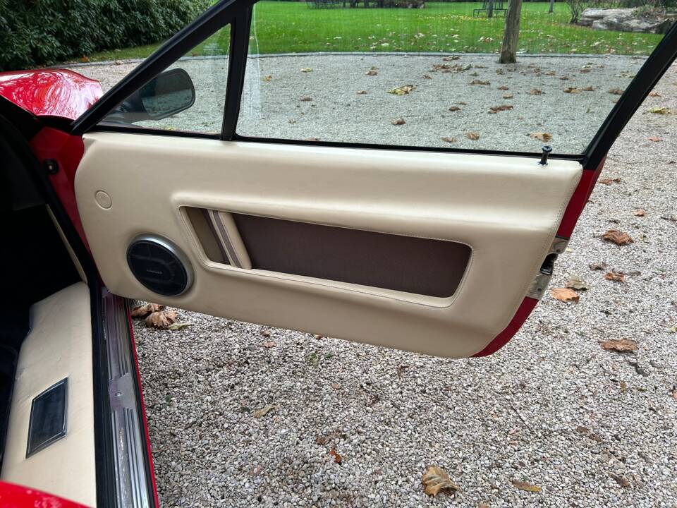 Immagine 25/28 di Ferrari 512 BBi (1983)