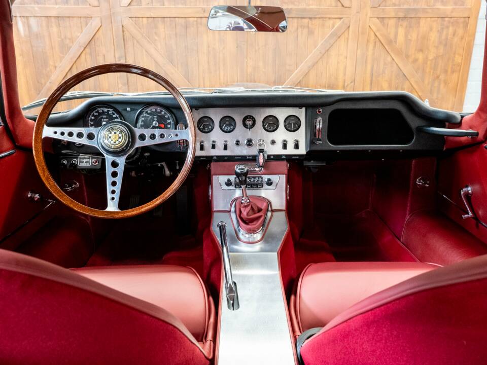 Afbeelding 13/40 van Jaguar E-Type 3.8 (1962)