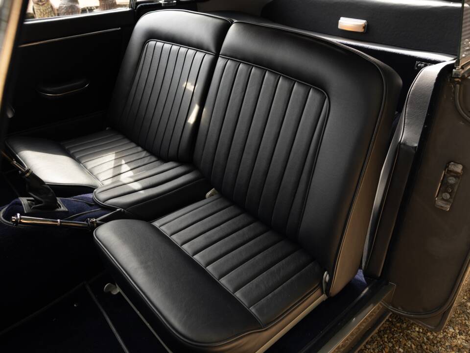 Bild 15/38 von Jaguar Mk II 3.8 (1959)