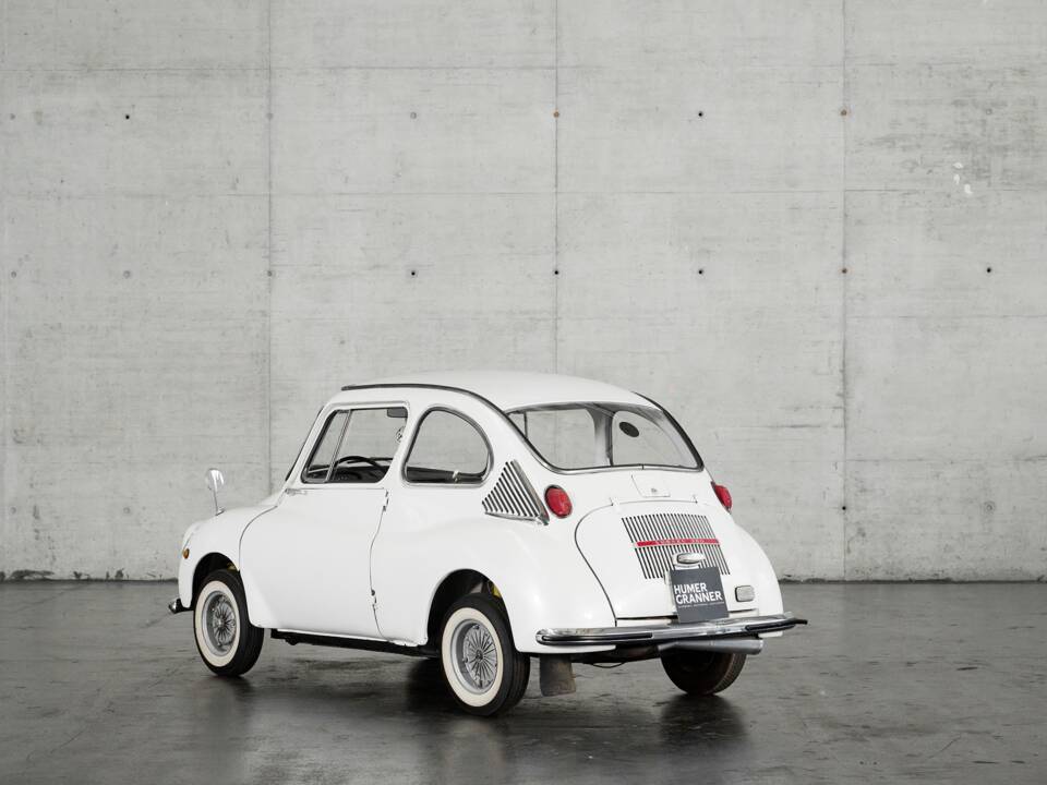 Image 13/48 of Subaru 360 (1970)