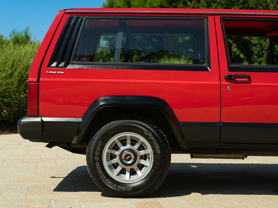 Imagen 27/50 de Jeep Cherokee 2.8L V6 (1985)
