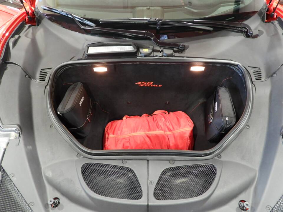 Image 9/15 of Ferrari 458 Speciale (2014)