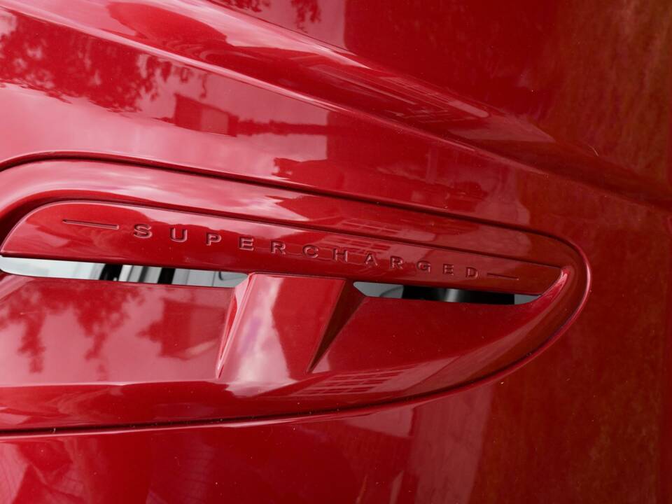Image 50/50 of Jaguar XKR (2013)
