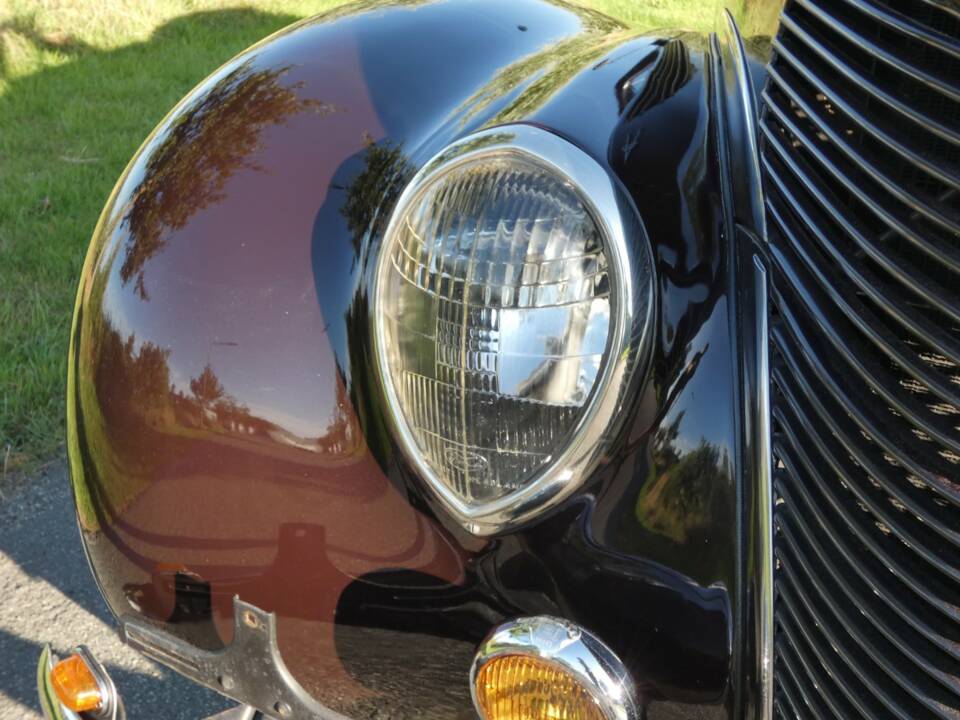 Image 4/52 de Ford V8 (1938)
