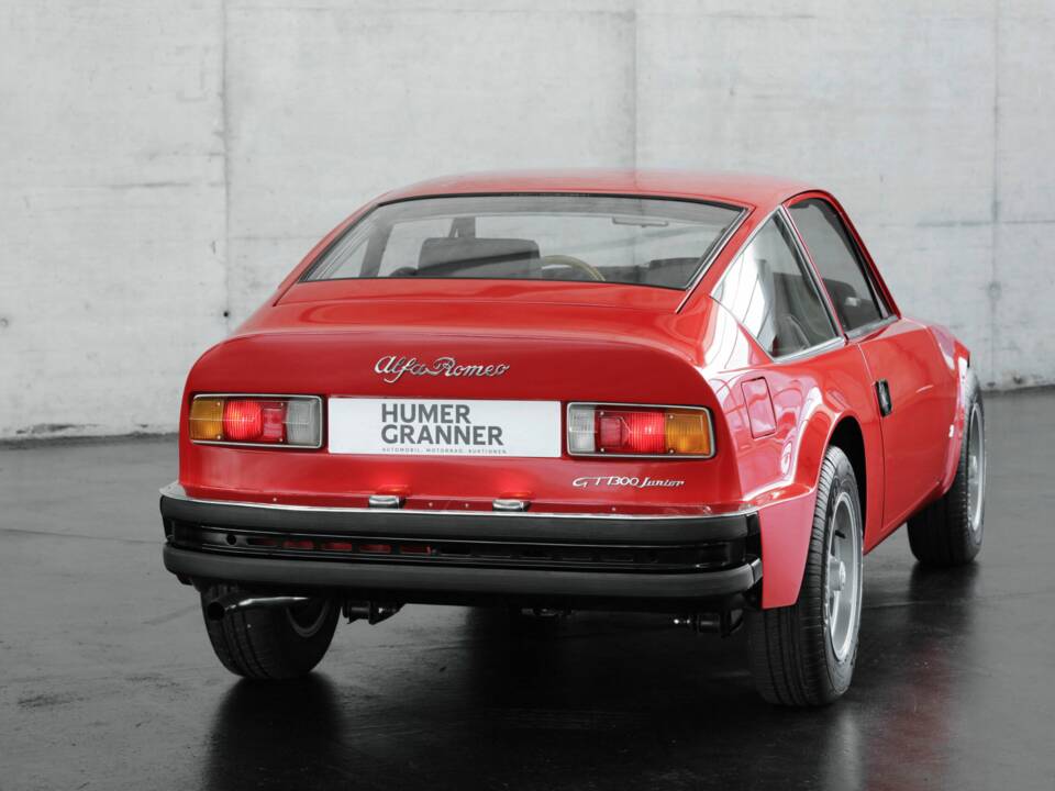 Image 14/50 of Alfa Romeo Junior Zagato GT 1300 (1972)