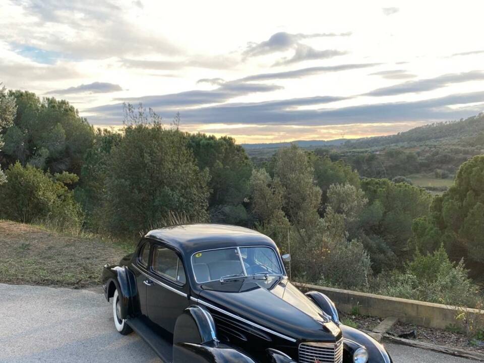 Image 34/50 of Cadillac V-16 (1938)