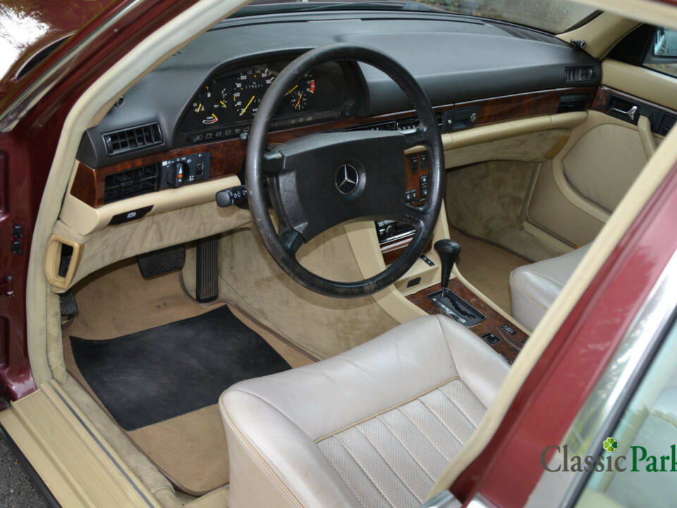 Bild 20/50 von Mercedes-Benz 500 SE (1986)