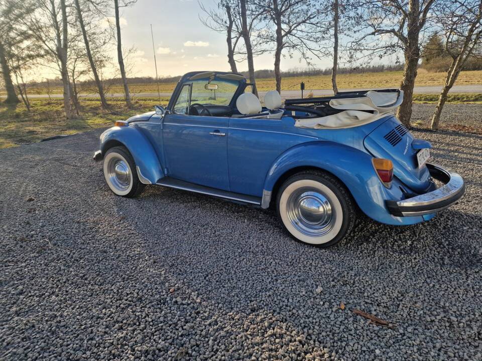 Bild 4/8 von Volkswagen Super Beetle (1978)